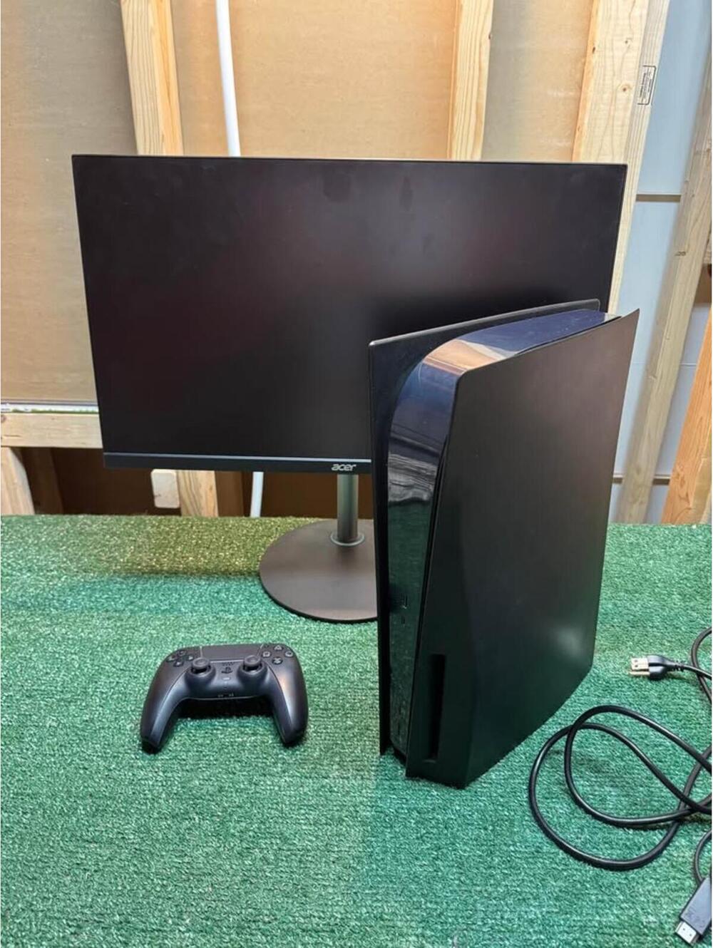 PlayStation 5 Disc Version + Acer Monitor